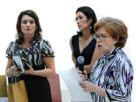 Lic. Miriam Fallas Leitn junto a las representantes del Centro, da inicio a la premiacin del Certamen de Pintura Jorge Carvajal Salas